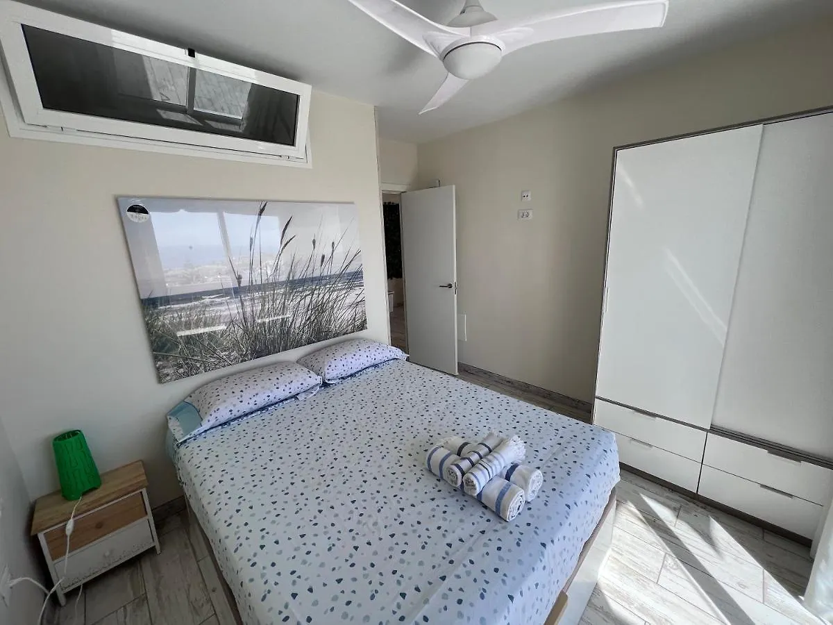 New Deluxe Stunned Seaview 2 Bed Apt Costa Adeje  0*, Costa Adeje (Tenerife)