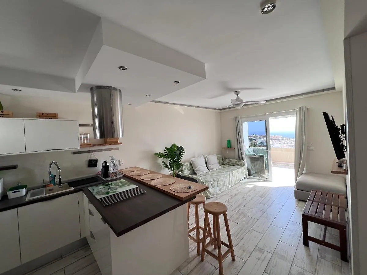 New Deluxe Stunned Seaview 2 Bed Apt Costa Adeje  Apartmán Costa Adeje (Tenerife)